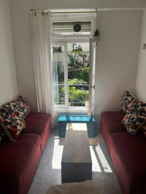 Cosy renovated 1-bedroom Etoile